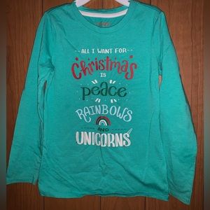 2 cat and jack 6/6x Christmas shirts